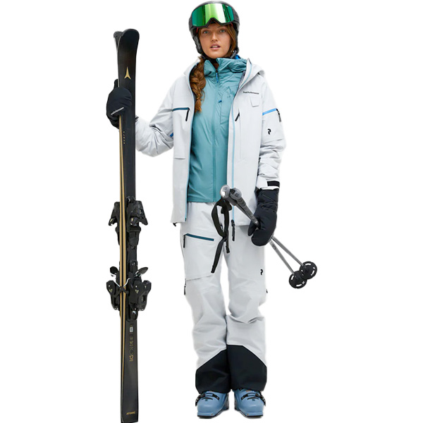 Woman wearing Peak Performance ski jacket and pants